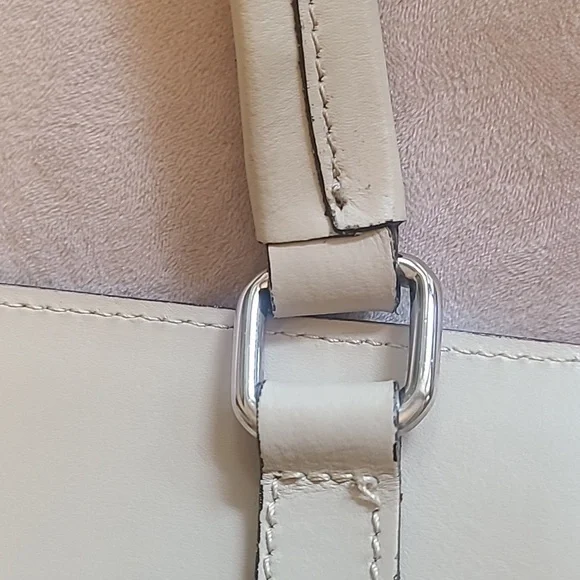 Alberta di Canio Italian genuine leather shoulder bag. - Picture 14 of 16